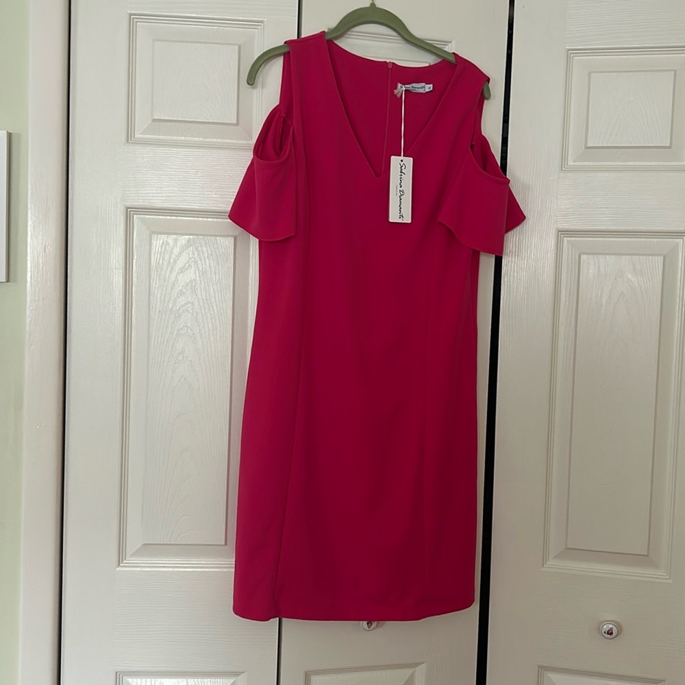 Sabrina Diamanti Cold Shoulder Beautiful Fuschia Dress. Made in Italy